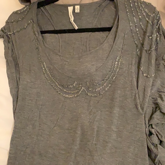 Asymmetrical shirt - Picture 6 of 7
